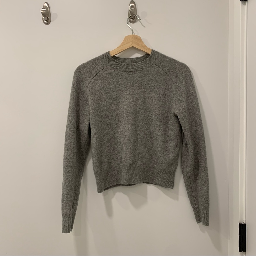 Aritzia Cropped Cashmere Crew